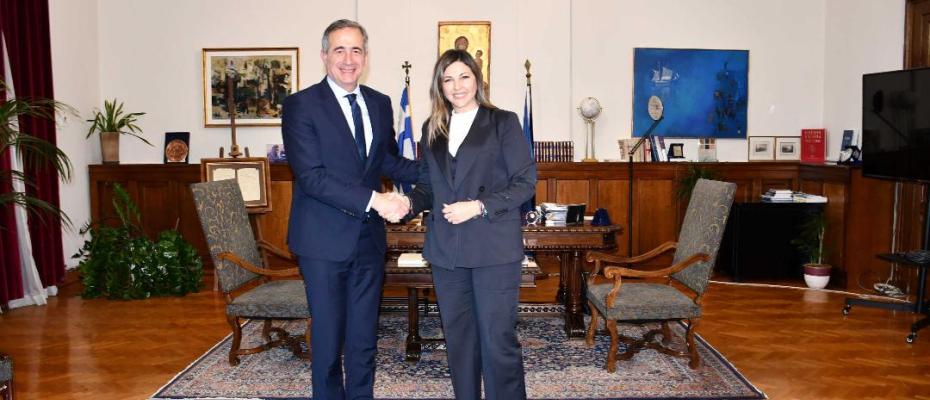 Συνάντηση του ΥΜΑΘ Στάθη Κωνσταντινίδη με την Υπουργό Κοινωνικής Συνοχής και Οικογένειας κα. Σοφία Ζαχαράκη