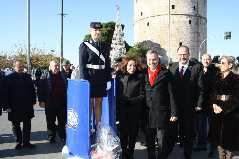 Επιβράβευση και εθιμοτυπική προσφορά δώρων από τη Γενική Αστυνομική Διεύθυνση Θεσσαλονίκης σε τροχονόμους της Διεύθυνσης Τροχαίας Θεσσαλονίκης 